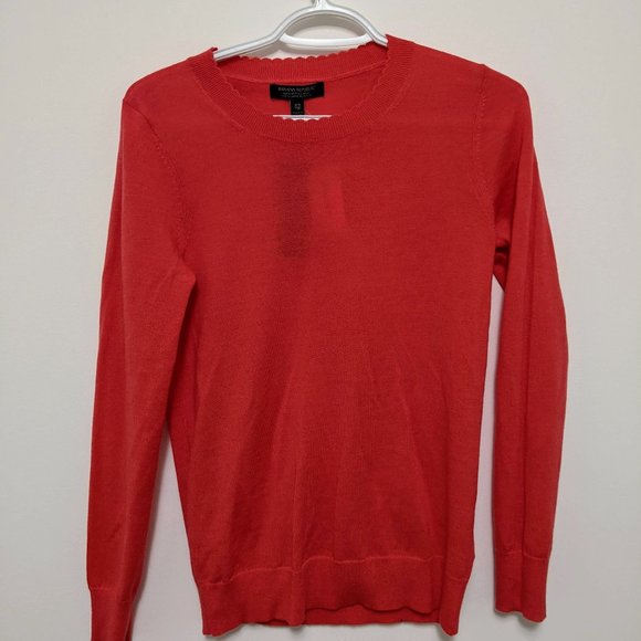 NWT Banana Republic Coral Red Merino Wool Sweater – Scalloped Neck - Picture 2 of 3